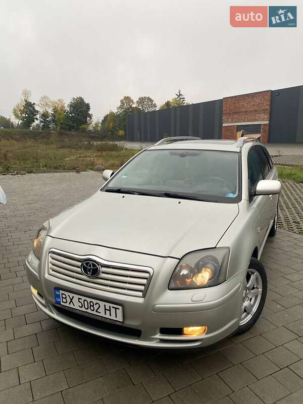 Toyota Avensis 2004