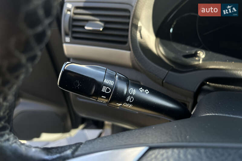 Універсал Toyota Avensis 2006 в Мукачевому