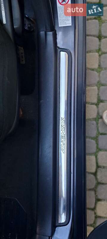 Седан Toyota Avensis 2007 в Хоросткові