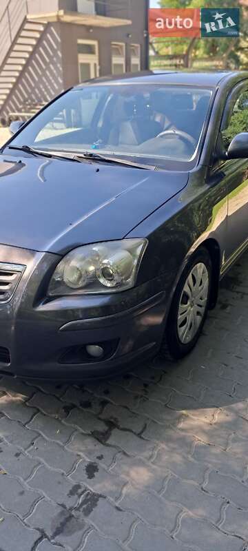 Седан Toyota Avensis 2007 в Хоросткові