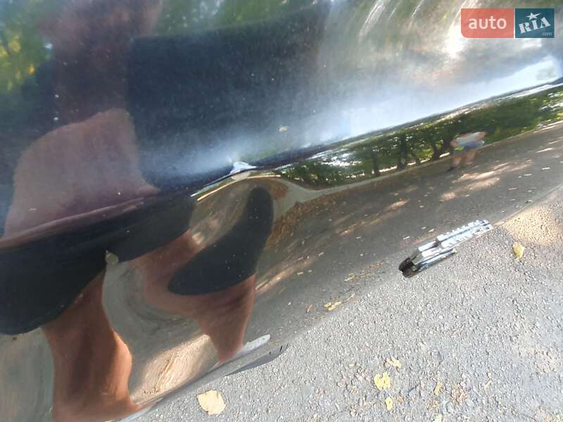 Седан Toyota Avensis 2004 в Черкассах