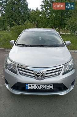 Седан Toyota Avensis 2012 в Дрогобыче