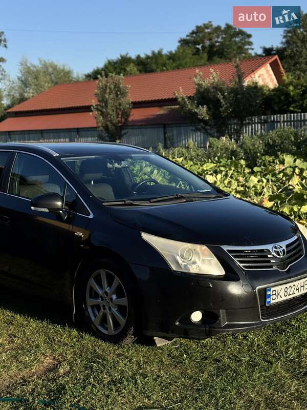 Универсал Toyota Avensis 2009 в Житомире