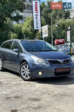 Універсал Toyota Avensis 2009 в Сумах