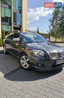 Універсал Toyota Avensis 2007 в Хмельницькому