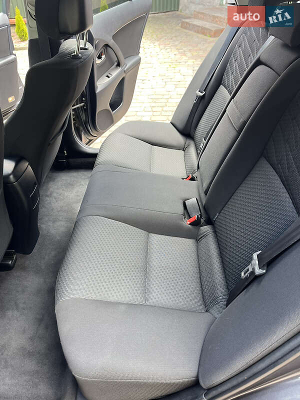 Универсал Toyota Avensis 2010 в Львове фото 15 Универсал Toyota Avensis 2010 в Львове