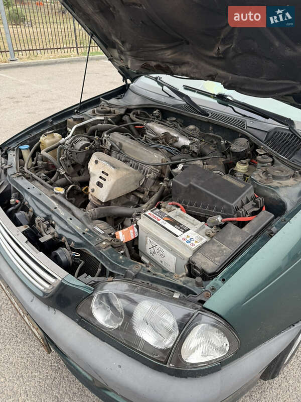 Седан Toyota Avensis 1998 в Днепре фото 20 Седан Toyota Avensis 1998 в Днепре