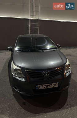 Седан Toyota Avensis 2011 в Києві