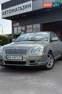 Ліфтбек Toyota Avensis 2005 в Вінниці