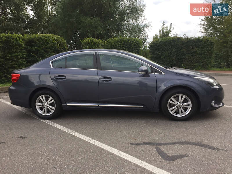 Седан Toyota Avensis 2012 в Киеве фото 4 Седан Toyota Avensis 2012 в Киеве