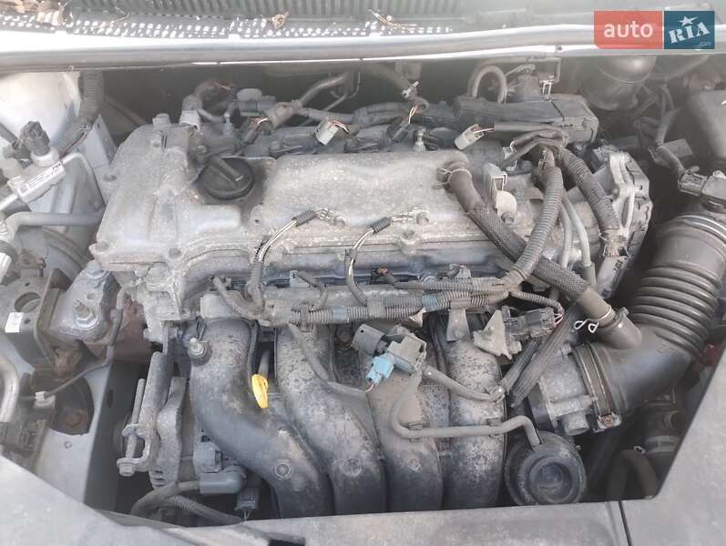 Седан Toyota Avensis 2011 в Киеве