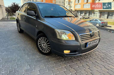 Седан Toyota Avensis 2004 в Вінниці