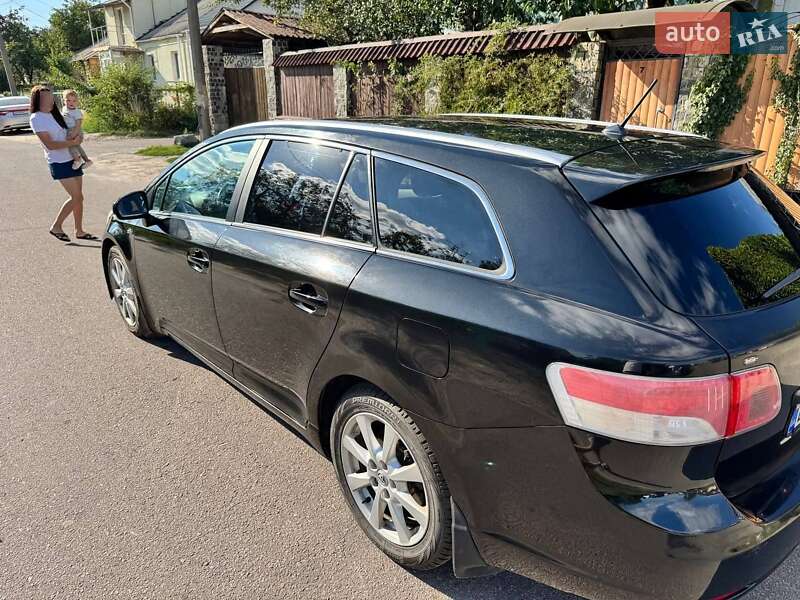 Универсал Toyota Avensis 2009 в Житомире