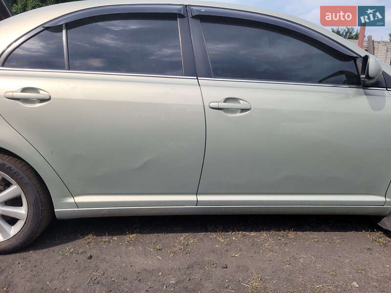 Седан Toyota Avensis 2004 в Шептицькому фото 7 Седан Toyota Avensis 2004 в Шептицькому