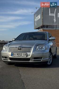 Седан Toyota Avensis 2006 в Киеве
