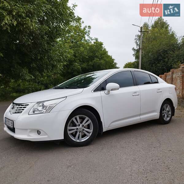 Седан Toyota Avensis 2011 в Виннице