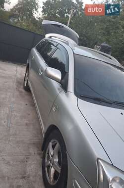 Універсал Toyota Avensis 2005 в Жашківу