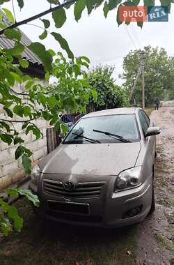 Седан Toyota Avensis 2006 в Одессе