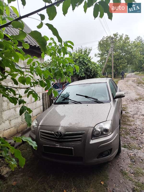Toyota Avensis 2006
