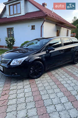 Универсал Toyota Avensis 2009 в Косове