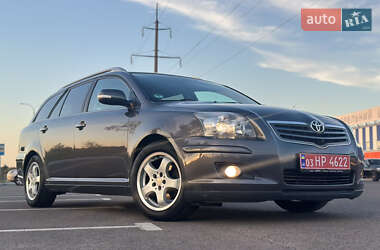 Універсал Toyota Avensis 2008 в Луцьку