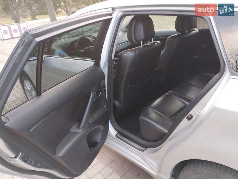 Универсал Toyota Avensis 2008 в Измаиле