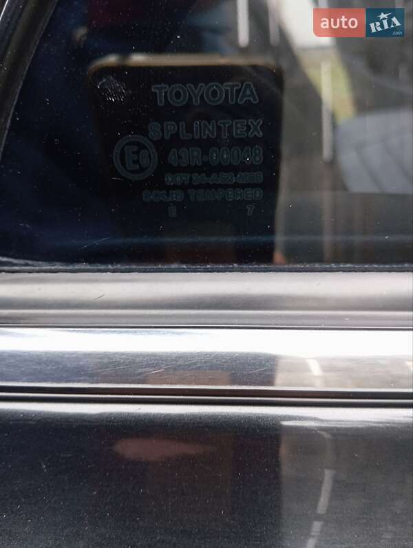 Седан Toyota Avensis 2007 в Вышгороде