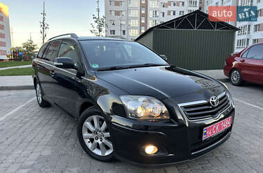 Універсал Toyota Avensis 2006 в Вінниці
