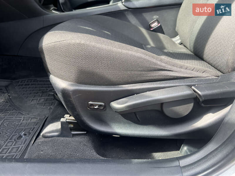 Универсал Toyota Avensis 2010 в Стрые