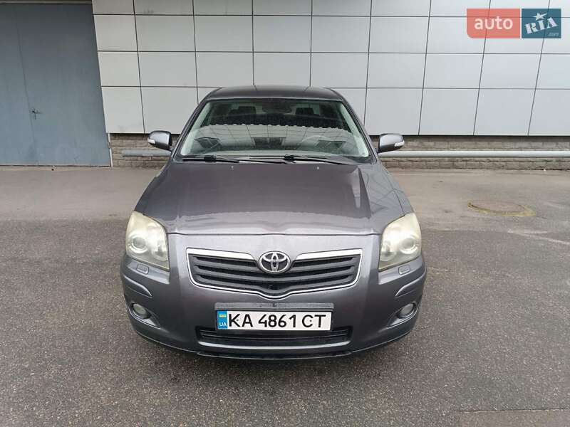 Toyota Avensis 2008