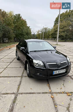Седан Toyota Avensis 2008 в Харькове