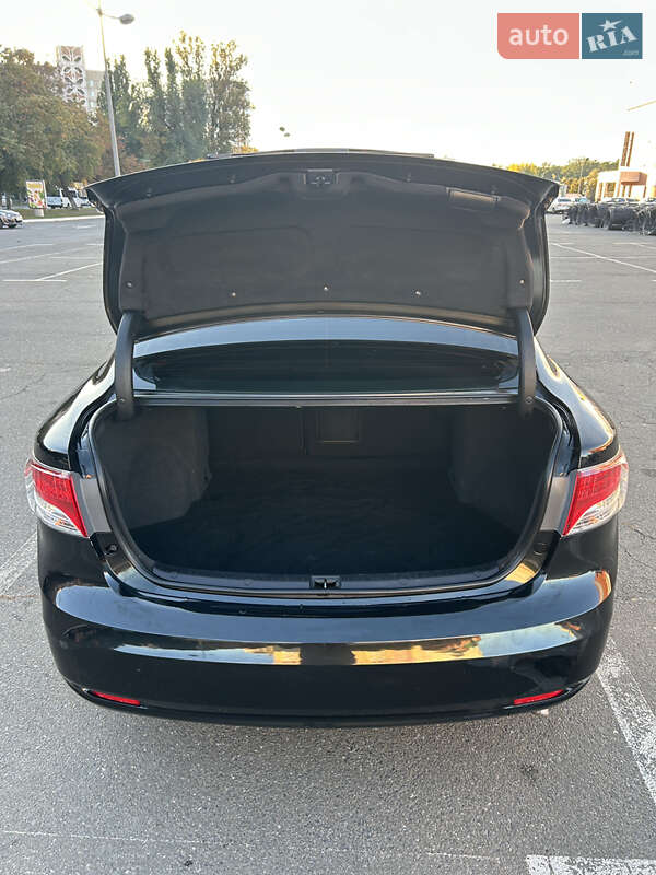 Седан Toyota Avensis 2010 в Броварах фото 11 Седан Toyota Avensis 2010 в Броварах