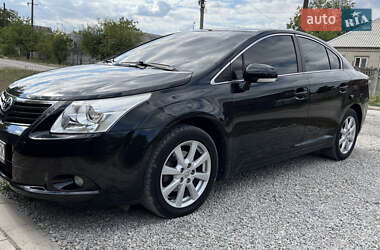 Седан Toyota Avensis 2011 в Дніпрі