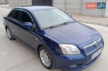 Седан Toyota Avensis 2003 в Белгороде-Днестровском