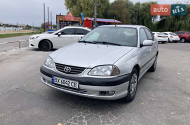 Седан Toyota Avensis 2001 в Хмельницком