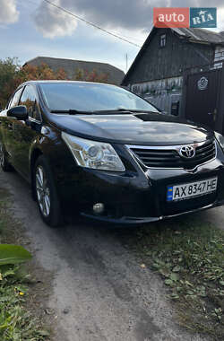 Седан Toyota Avensis 2011 в Мерефа