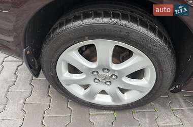 Седан Toyota Avensis 2008 в 