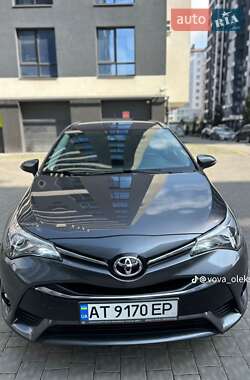 Универсал Toyota Avensis 2016 в 