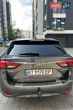 Универсал Toyota Avensis 2016 в 