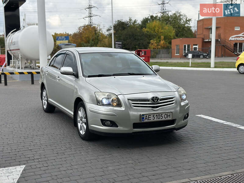 Toyota Avensis 2008