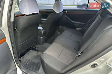 Седан Toyota Avensis 2008 в 