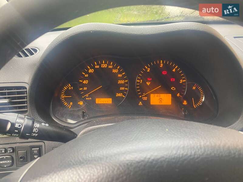 Універсал Toyota Avensis 2008 в Кам'янці-Бузькій