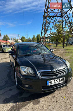 Седан Toyota Avensis 2008 в 