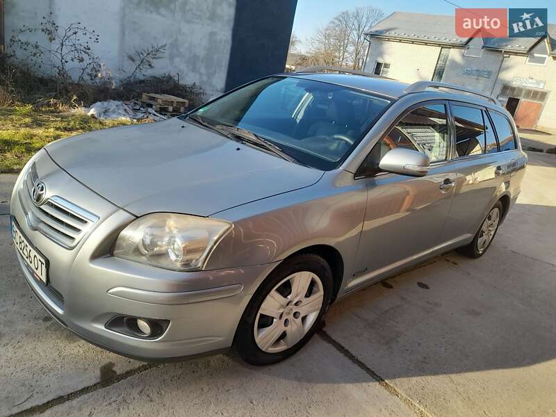 Универсал Toyota Avensis 2008 в Жидачове