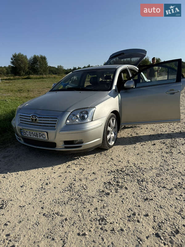 Лифтбек Toyota Avensis 2003 в Львове фото 4 Лифтбек Toyota Avensis 2003 в Львове