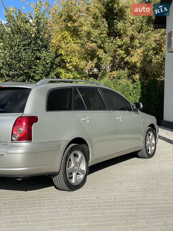 Универсал Toyota Avensis 2007 в Могилев-Подольске