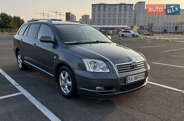 Универсал Toyota Avensis 2004 в 
