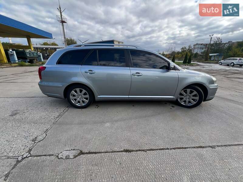 Універсал Toyota Avensis 2007 в Кучургані