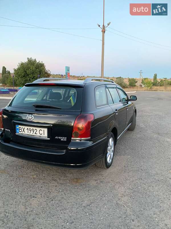 Універсал Toyota Avensis 2005 в Одесі