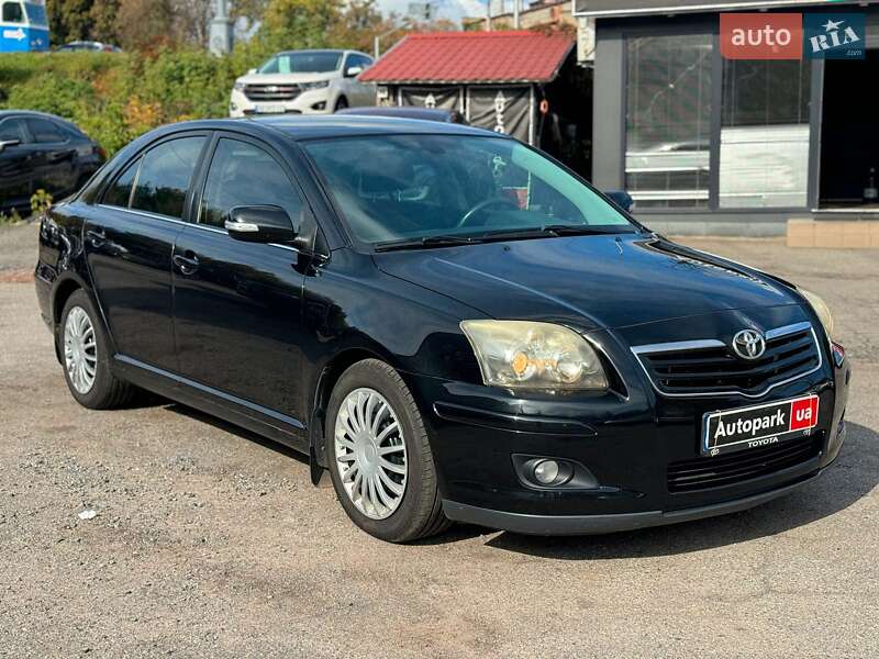 Седан Toyota Avensis 2007 в Виннице